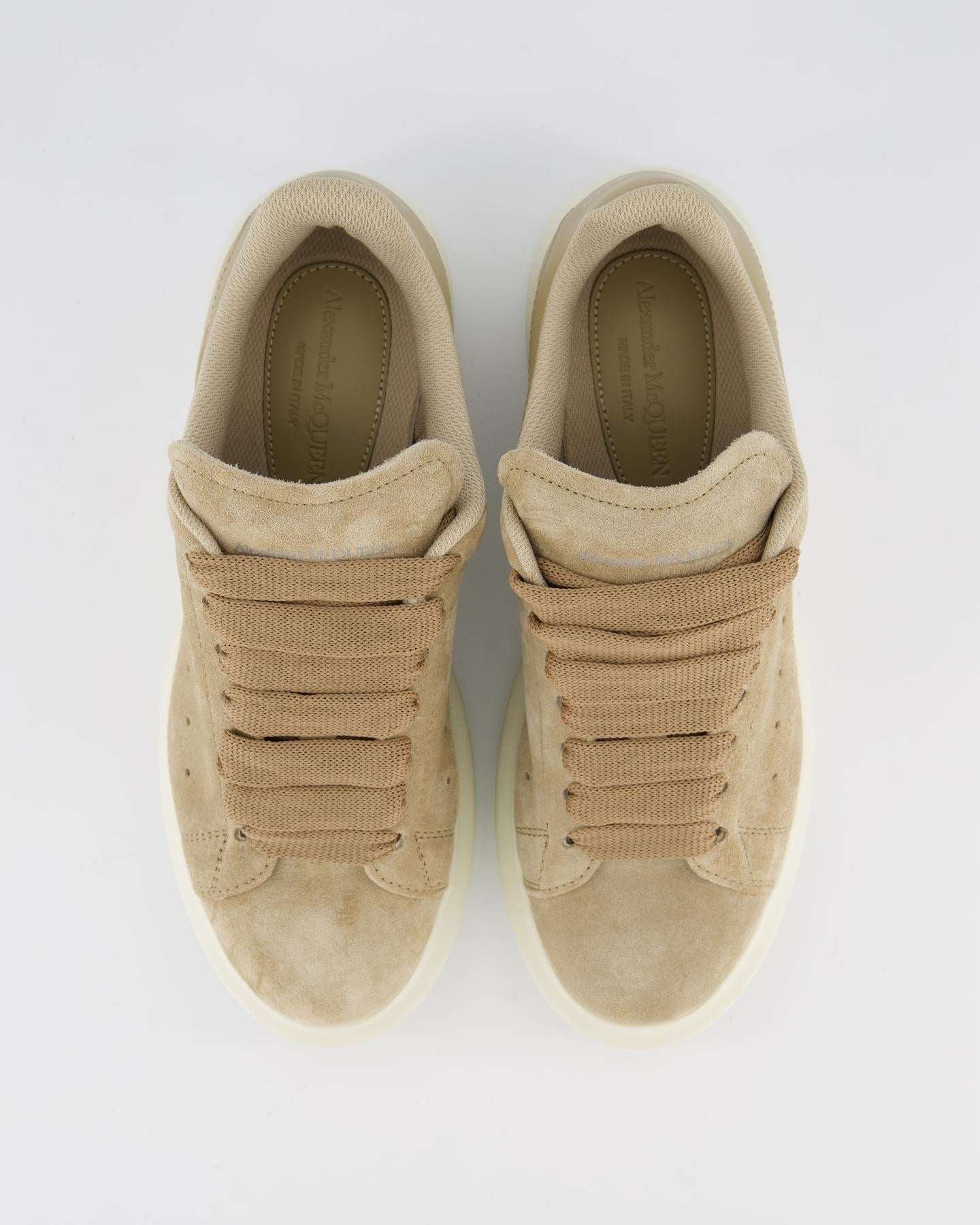 Dames Oversized Sneaker Suede Beige