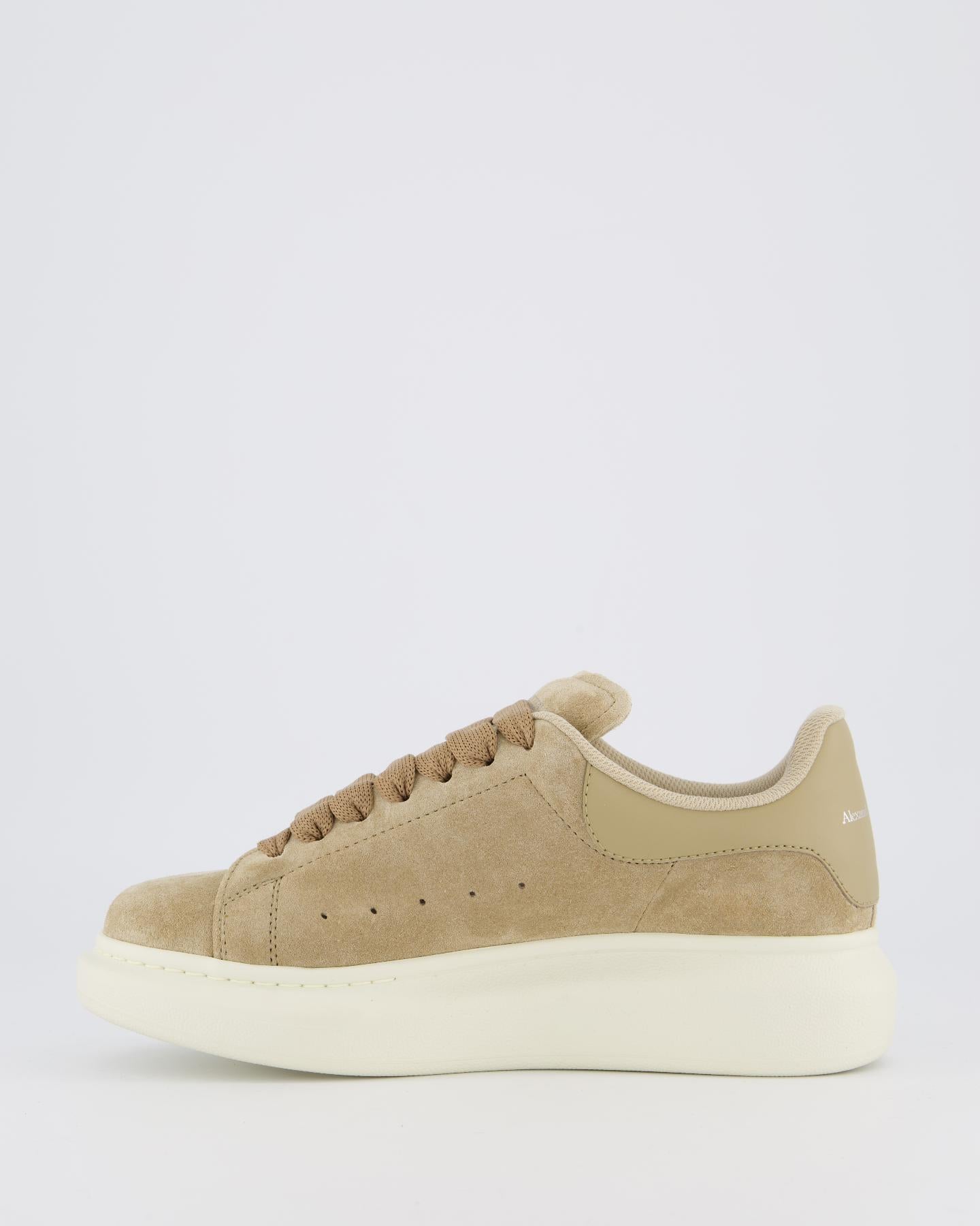 Dames Oversized Sneaker Suede Beige